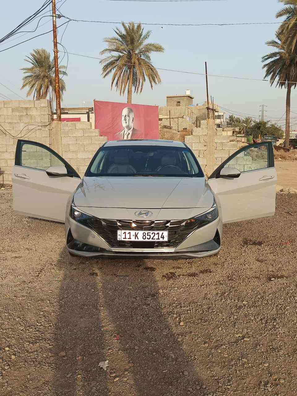 السلام عليكم النترا هايبرد 23
فول موصفات 1\1
توقيف ذاتي 
تحديد مسار 
تثبيت سرعة
حساسات جانبية 
حساسات خلفية
شاشة كبيرة
JTL
حادث بنيد بدون دواخل 
السعر 165$
وبيها مجال بسيط
رقم التلفون: ***********
