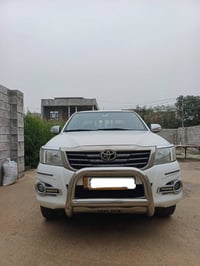 تويوتا هايلوكس • ٢٠١٤ • خانقين