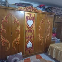 غرفه   سعر ٤٠٠ وبيه مجال رقم وتساب 07831025146