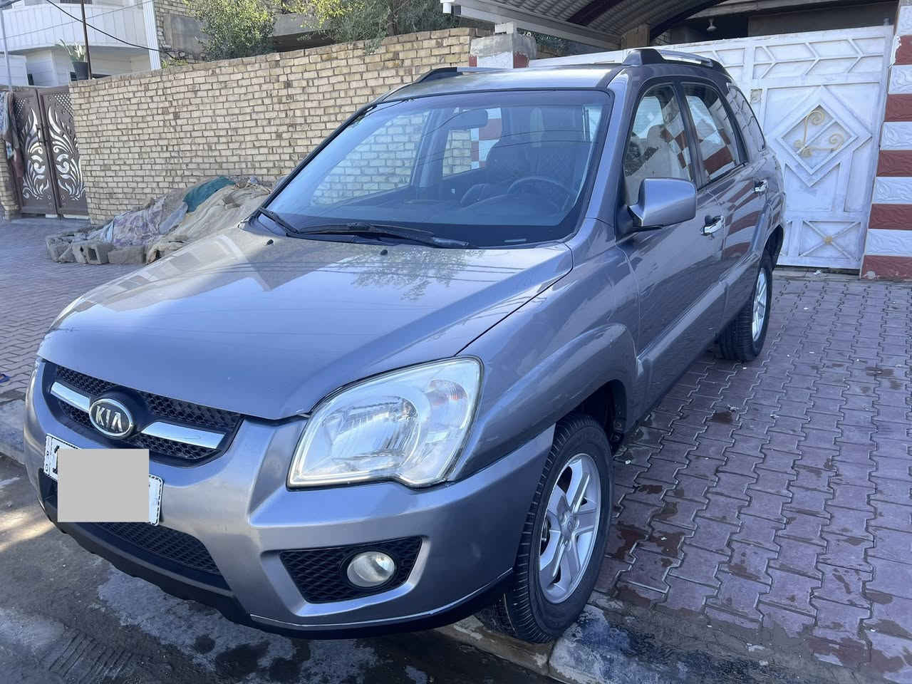 بسم الله 
سبورتج 2009كفاله فقط بارد بلجنطه 2000مكينه كير جدد لافتح ولا تصليح حداديه تبريد تايرات كله جديد مكان السياره الكوت رقم بغداد بسمي هزه وسنويه جدد
السعر 115مجال بسيط ***********
