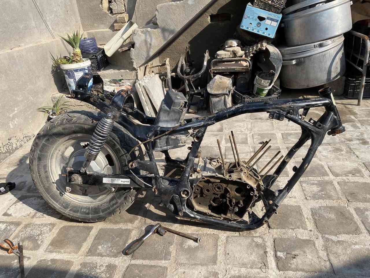 سلام عليكم 
تجميع و تحوير هوندا ستيد من الصفر دراجه تنال اعجابكم بأذن الله واني بخدمتكم 

ايشي تحتاجون يخص الكلاسك ستيد و شادو متوفر او توصيل موجود الكل المحافضات
ارقامي للتواصل 
***********
***********
