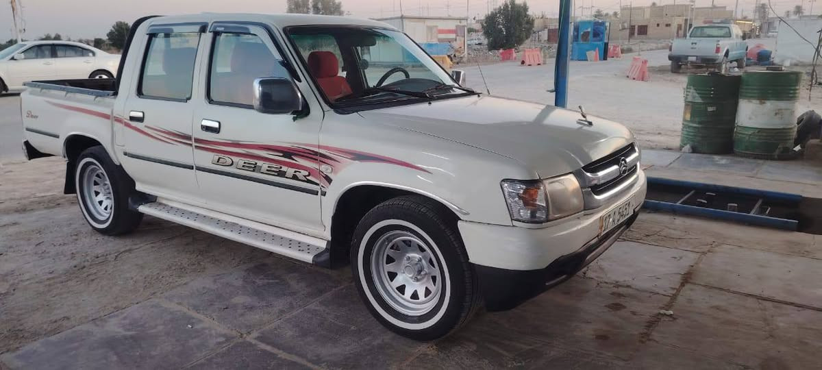 السلام عليكم للبيع بيكم دير موديل 2007 رقم مثنى نكليزي سنويه 2031 سياره مكفوله كير  شاصي محرك حداديه تخم تاير جديد كهربايات كله شغاله تبريد شغال سياره مكفوله من العيب الشرعي بيه خياسات مصلحات  المكان الديوانية السعر 46 تصال على رقم ***********
