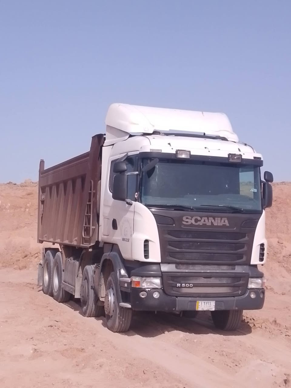 سلام عليكم سكانيا للبيع موديل 2008بلاد عكرب بلاد مكينة ثمانية نجكتر كير الف مجموعة وردة تخم تاير تحويل ثاني يوم مكفوله جاهزة العمل اتصال عل رقم ***********
