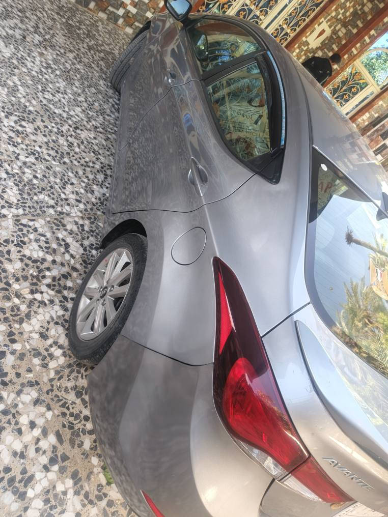 النترا 2015 وارد امريكي رقم بابل // مكانها بابل عوفي // المالك موجود سيارة اصولي مكفولة من الحكومة والعشائر 
للاستفسار واتساب او اتصال *********** حلة, بابل
