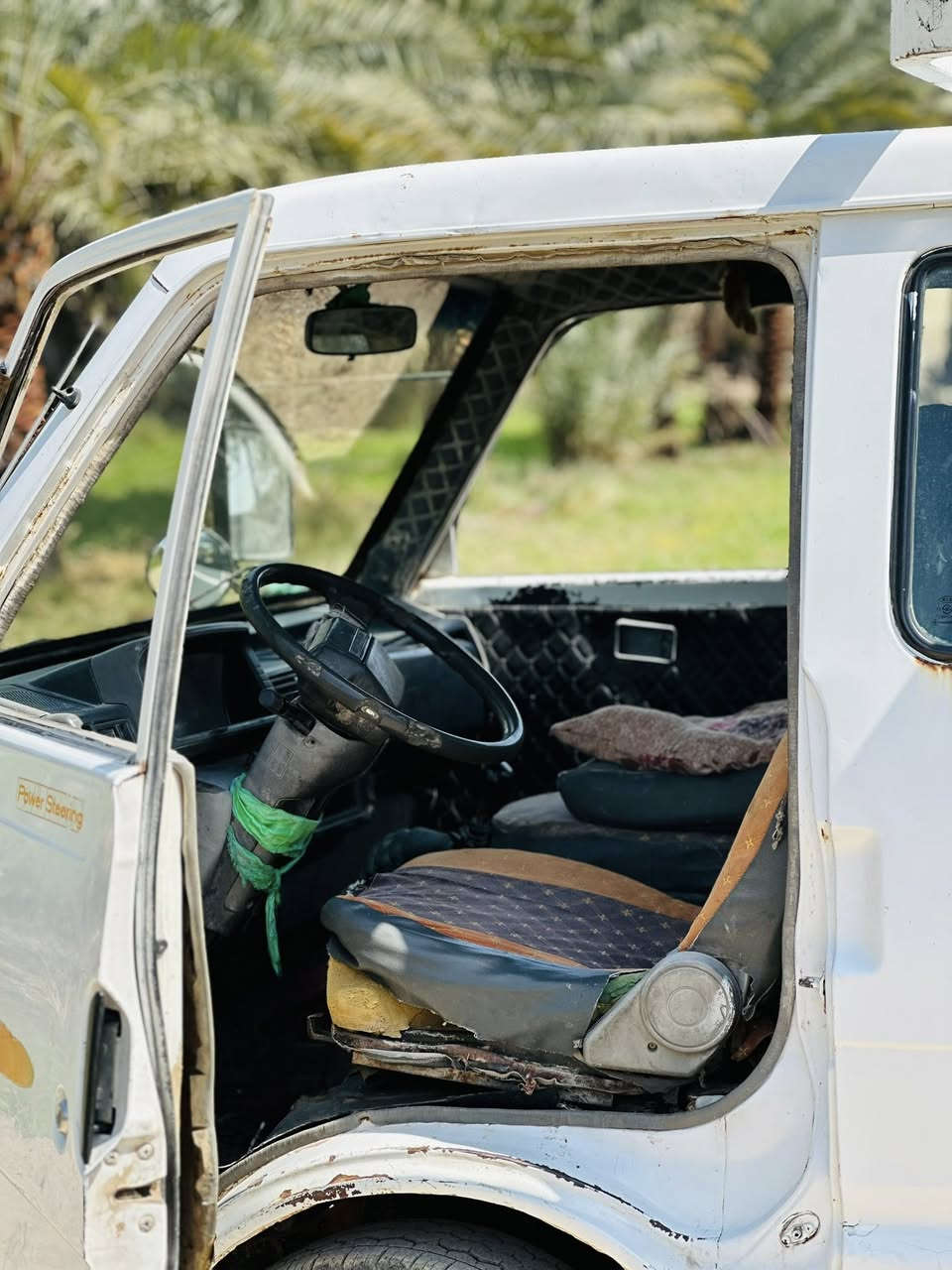 السلام عليكم كيا حمل موديل 94 سياره جديده وجاهزه مكينه كير حداديه تخم تاير اكسل كله جديد رقم بابل تحويل ثاني يوم سياره 6 جنكال جاهزه للشغل السياره     السعر 43 بيه مجال العنوان بابل القاسم. ***********
