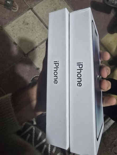 ١٤ برو ماكس جديد ذاكره ٢٥٦ ما مفتوح من الكارتون العدد ٢ سعر الواحد مليون قفللل الاستفسار ***********
