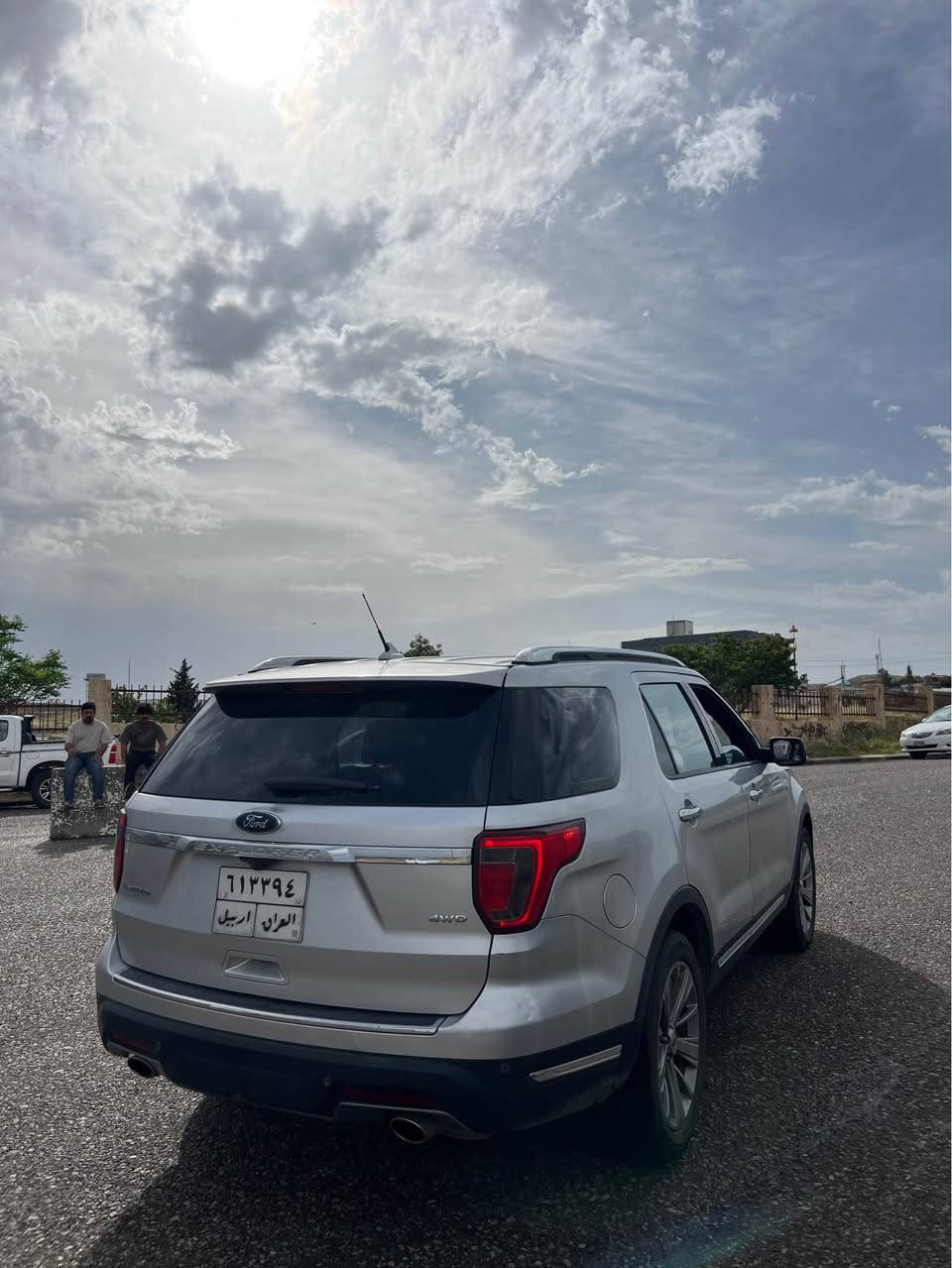 Fort explora 2018 limited 
***********
فورت اکسپلور ٢٠١٨ فول تەنها سیلاید نیە کوشن کارەبای هیتەر سارد گەرم سندوق شەفت شاشە گەورەی سۆنی مەرخوب ٥٤ هزار رویە بێ ژوریە بەرد رادار بیلادە سبخوی ٣ قتعەی پیشەوە لەگەل بستەک دەرکە بێ ژورییە بە شەرت هەموو شتەجی بیلادە ئیرباگ تەنها سوکانە بو رەقەم شانسی لە وەتسئاپ تەلەفون بکە سعر تەنها /١٥٨ 
*********** اكر, نينوى
