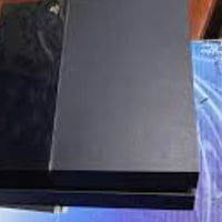 بلي فور • بدون يدان • يشتغل احياناً