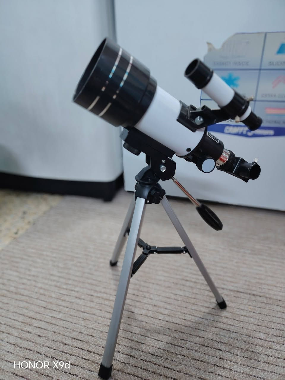 تلسكوب F30070M متوفر    
السعر 25000 الف 
متوفر توصيل جميع انحاء العراق


**إذا كنت صاحب هذا الإعلان وتريد حذفه لأي سبب، رجاءا أرسل رسالة إلى الدعم الفني**