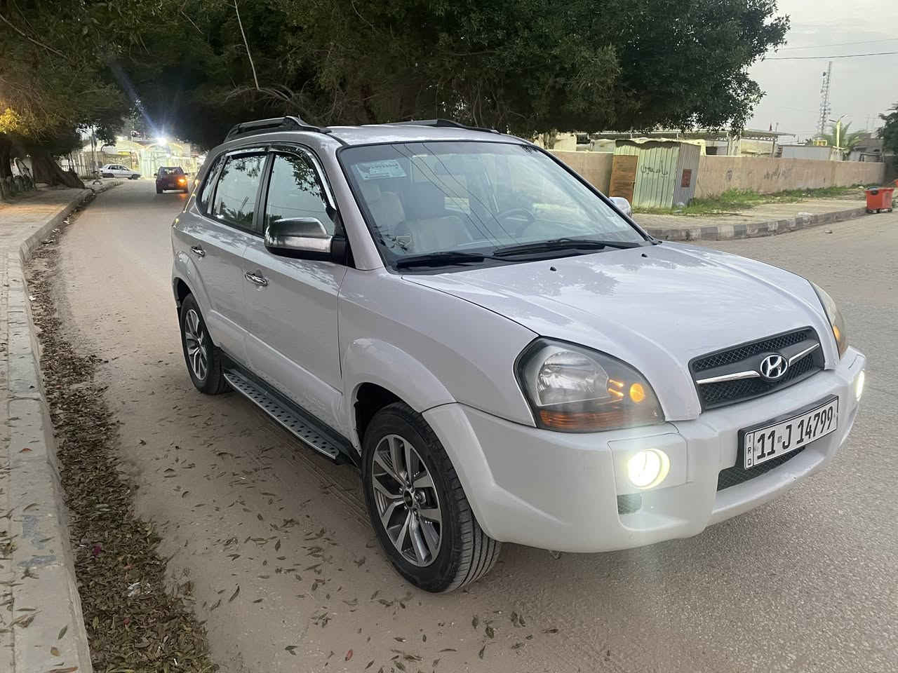 هونداي توسان2009
خليجي ، بارد باب السائق، وصبغ  قليل اطراف الچاملغات الامامية،محرك v6 ,2700 بحالة ممتازة، حدادية جديدة، تبريد ممتاز ,إدامة كامل منظومة الماء والبنزين بقطع غيار اصلية.

، السعر118

 : نجف ***********
