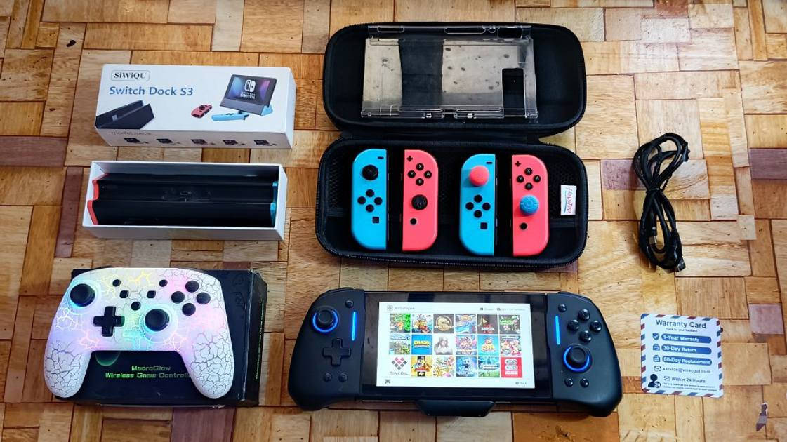 نينتندو سويتش V2 محسن مهكر ( اونلاين + اوفلاين ) 

 ذاكرة 256 نضافة 90٪ خالي من المشاكل و الاعطال تفحصه امام المندوب تشوف شي ميعجبك ترجعه

 ويا دوك + شاحن اصلي ويا يدات سويتش اصليات 2 و جنطه و كفر حماية وشاحنه كلهن اصليات 

 ويا جويستك احترافية تشتغل ( PC / ايفون / اندرويد / سويتش ) + بيها ضمان سنه 

 السعر مع الجويك 300 

بدون الجويك قفل 280 

متوفر توصيل لكامل محافضات العراق


**إذا كنت صاحب هذا الإعلان وتريد حذفه لأي سبب، رجاءا أرسل رسالة إلى الدعم الفني**