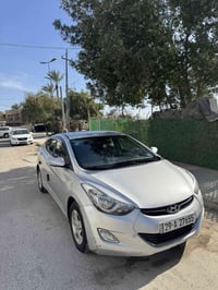 النترا موديل 2012وراد كوري السياره بيه مكانات صبغ بس دواخل مكفوله شواص...