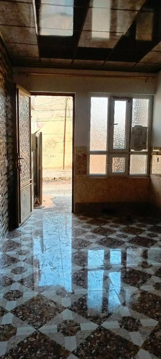 🏠 دار للإيجار - حي الانتصار
📍 بالقرب من جامع محي الدين النقيب.
📐 المساحة: 100 متر.
✨ (غرف نوم، هول، استقبال، مطبخ، حمام).
📞 للاستفسار: ***********
