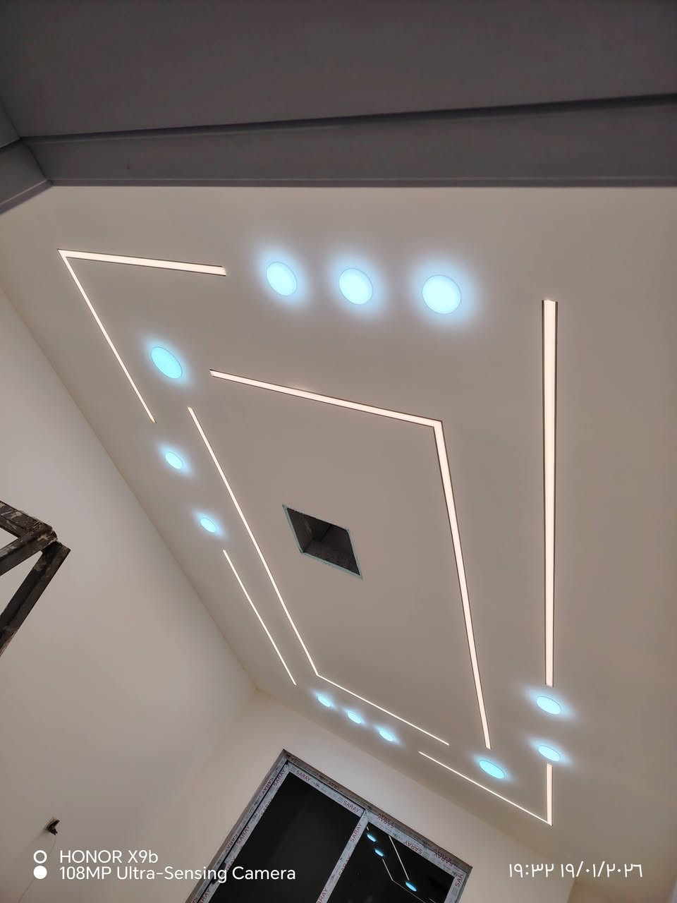 تم تقفيل منزل لأحد مواقع أعمالنا في كركوك حي العلماء نتمنى أن ينال اعجابكم لسنا الوحيدين لكننا نسعى نحو الأفضل كادر الأصدقاء للتأسيسات الكهربائية حسب المواصفات الهندسيه الحديثة للتواصل أو الاستفسار التواصل على الخاص او الواتس اب الاتصال على الأرقام التالية ***********
***********
