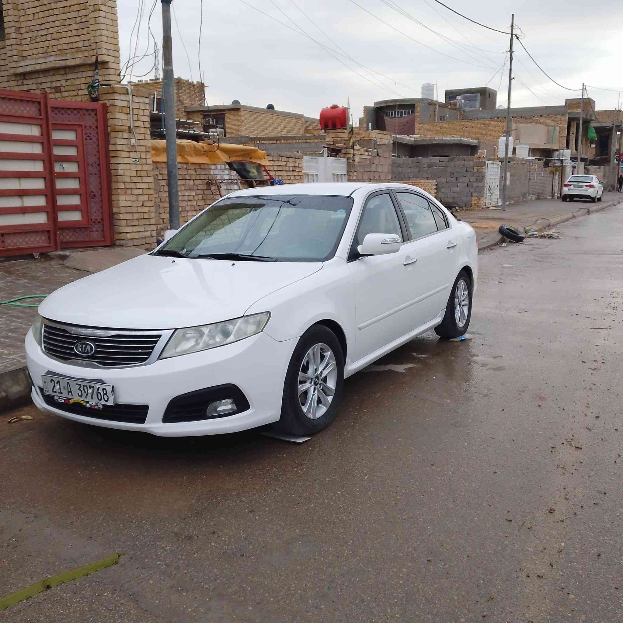 سلام عليكم سياره وبتماه للبيع الموديل 9 بيح جاملغ مبدل والباقي كفاله المكان كوت حي  .الرقم،***********
