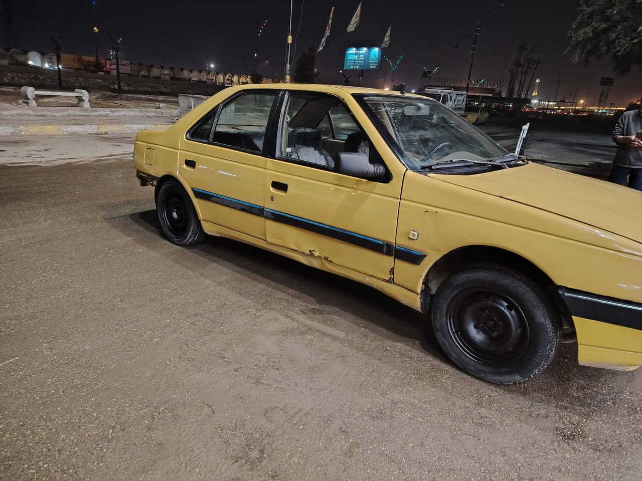 السلام عليكم سياره بيجو 405 للبيع موديل 10 كير مكينه فرنسي مكفول كهربائيات كله شغاله رقم انكليزيالسعر 25وبيه مجال للشرايرقمي ***********@
