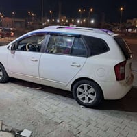 كيا كارينز • ٢٠٠٩ • ٧ راكب