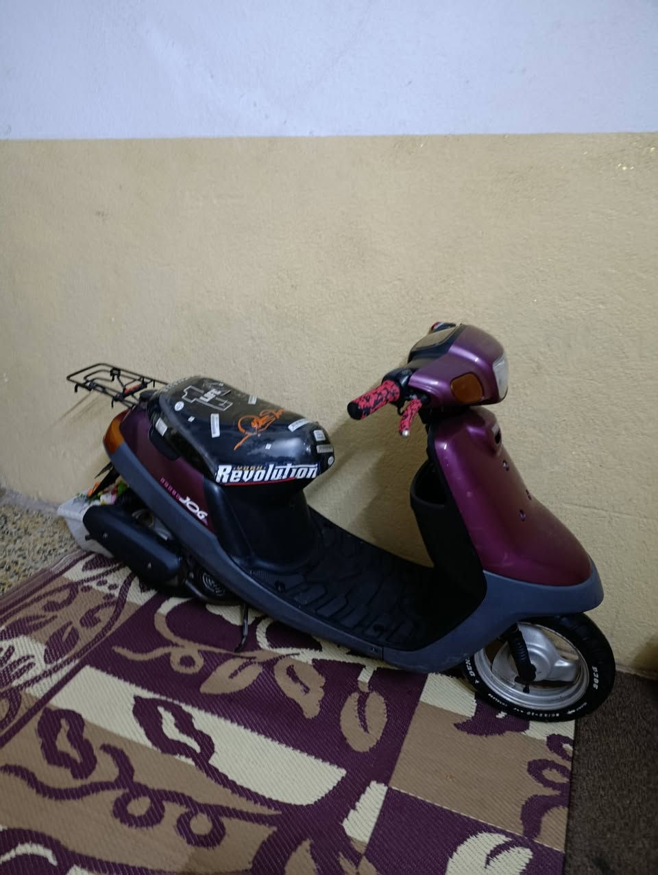 السلام عليكم ماطور بوتين ما مفتوح المكينه فقط بس قبق هندر السعر 550 بيها مجال عنواني موصل للاستفسار على هالرقم/***********/***********
