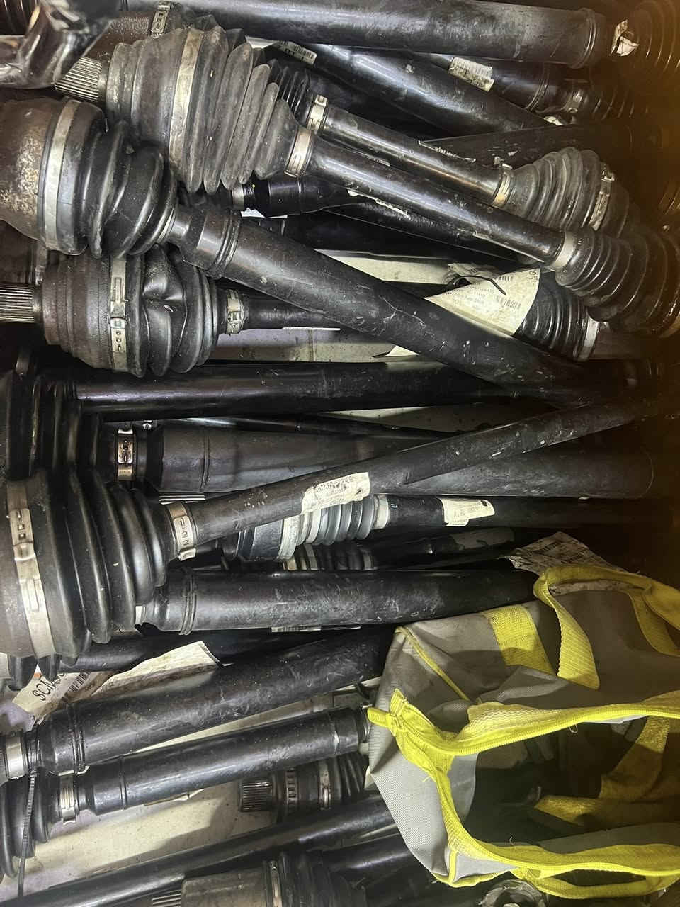لبيع � جميع قطع غيار السيارات فولكس واكن : Golf - Jetta - Passat - Tiguan اي استفسار عل واتساب فقط ***********

    الثقة تبدأ من القطعة الأصلية
* خبرة وجودة بأسعار مناسبة
* كل ما تحتاجه سيارات فولكس فاغن في مكان واحد
