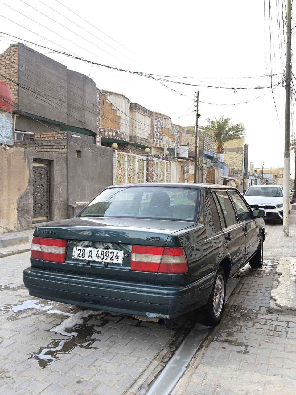 فالفو للبيع 960 مصبوغه عام وجماليه موديل 1991 مكينه وكير وكسن حاويه رقم انكليزي سياره فول وفتحه كشنات كهربائيه السعر 50 وبيه مجال المكان النجف .لاستفسار ***********
