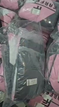 طقم رجالي نسائي • ٦٠٠ قطعة • تركيا