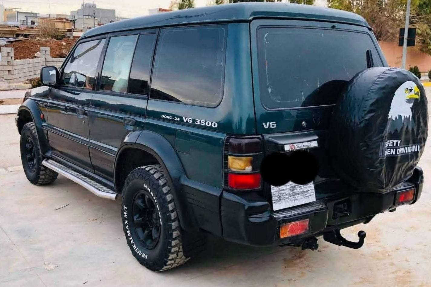 میستۆبۆشی باجیرۆ 2000 گێر ئۆتۆماتیک 
مه كينه وگيري بيلد V6 مەرخوب 
فول مواسەفات لمیتدد 
کارەبای کامل مەزبوت 
ئاوێنە کارەبا  و ئۆتۆ
چوار جام کارەبا 
قوفڵ مەرکەزی 
سڵایتە 
پاوەر ABS 
شاشە ئایپات
کامیرەی دواوە 
سوکان ڤۆلیۆم
ناوفۆرمیکا
گيچ ناوداژبل هه مووي ئيشه كات
تاقم ناوخورفه ي لؤك لؤكه
پێشو دوای جرکەی تیا نیە بەشەرت 
ماشاءالله له جواني و قەوەتی 
که ئه لي تاقانه ئه بيت وابي
سەیارەی معرەز نییە 
پاتری لۆکی لەسەرە 
سپێر لۆک نەبەستراوە
دەبڵ ئەک سلی لێکراوەتەوە لەکەڵێتی ئەتوانی لێی ببەسیت 
ئارم / براوه/ به شه رت
ده عامي بؤده عامي مه سره في نييه
ته نها فرؤشت

سـعـر : لە کۆمێنت داوابکە ڕاستەوخۆ بۆت دێت 📥 

گێر و مەکیەنەی بەشەرت 
هیچ کێشەیەکی تێدا نییە 

ژمارەی خاوەنەکەی 
***********
