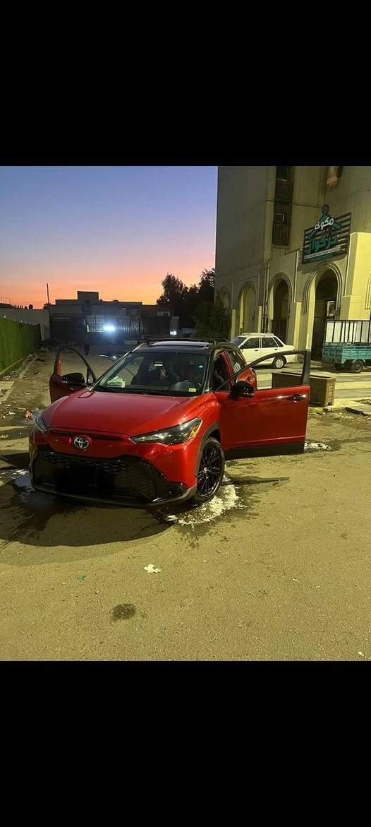 السلام عليكم 
كورلا كروز هايبرد فور ويل 
السياره فول مواصفات 
السياره مابيها أي نقص 
حادث أمريكا أربع قطع موضح 
السياره بدون دواخل وبدون ايرباك
رقم بغداد الانكليزي بسمي 
السعر (178) $ وبيها مجال 
مكاني بغداد 
***********
