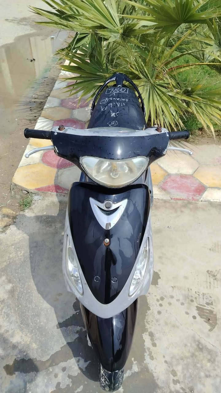 ماكس منغولي للبيع صار شهر من طلعت من  طلعت من الوكيل سعر خاص***********
