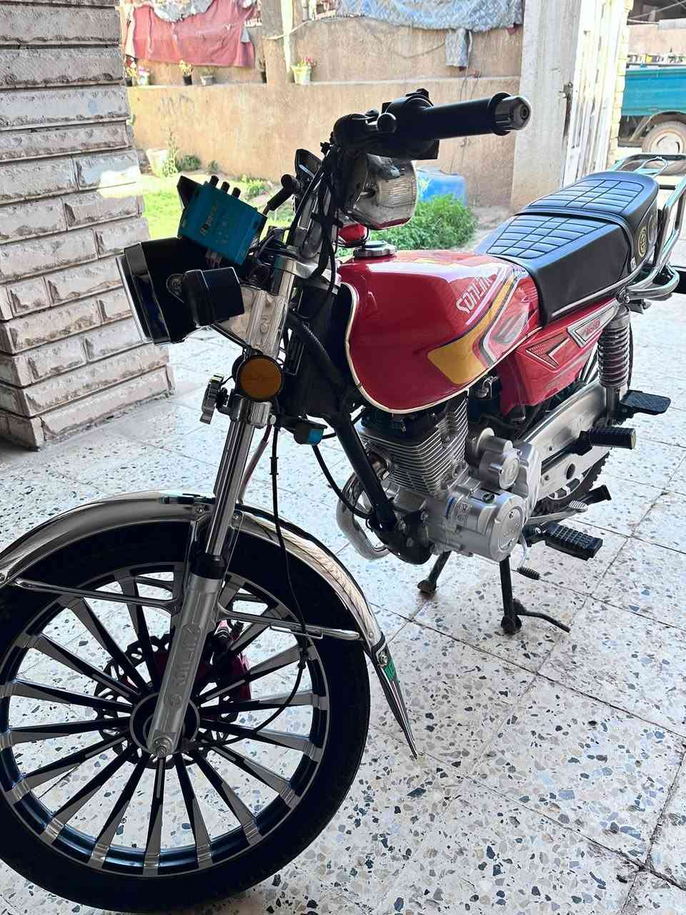 لبيع مديل 25بعدها جديده ماشيه 4000 بلادي كلها شغاله السعر 820 خابرني وتدلل ***********
