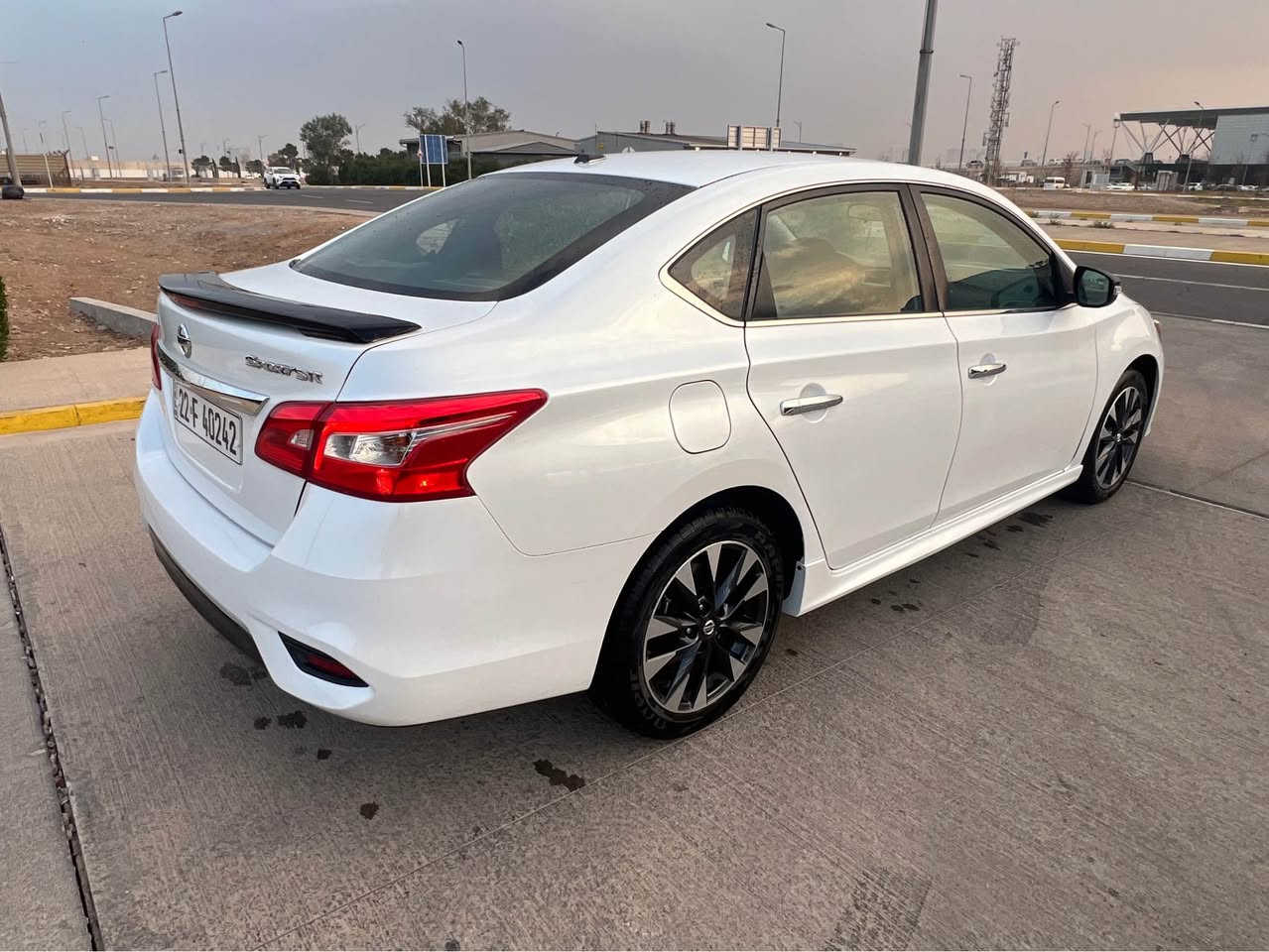 نيسان سينترا 
موديل 2017
75 مايل رويشتووه
مواسةفات - SR -
گير - مةكينه - تةحويل - غرامه - بةشةرت
تاخم تايةى لوكى لةسةره 
رادار - بةردى گزوز - تةزره - بةشةرت 
رةقةم شانسى دانراوه 
سةنةوى نوييه 12-2028
يةك دينار مةسروفى تيدانييه 
بةناوى خومانه 
بوياغ - بونيت - 4 ساردى هةيه 
دةعامى بو دةعامى كةبسه - بى ئيرباگ 
شوين - هةولير 
***********
 122$ أربيل, العراق
