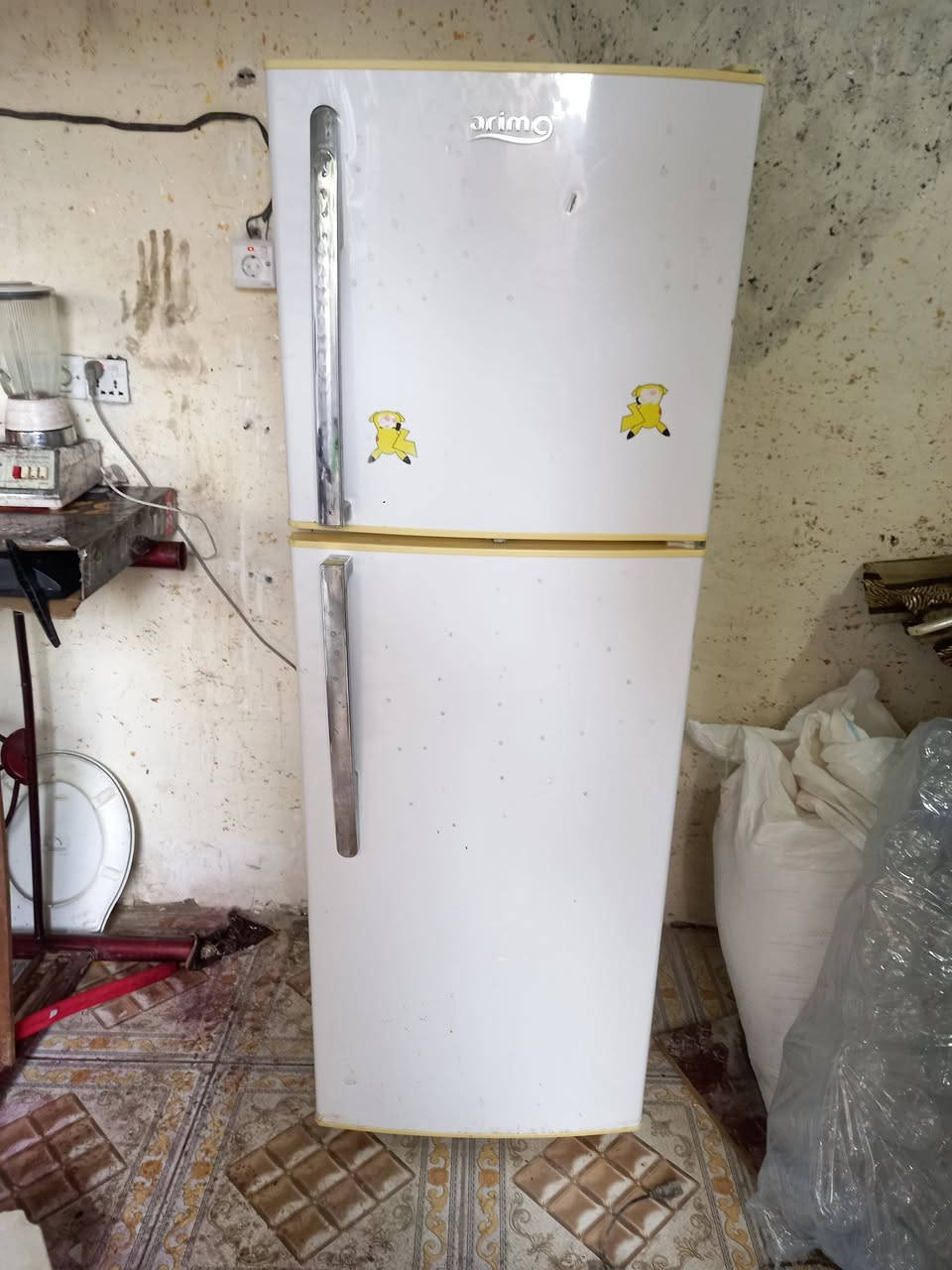 ثلاجه للبيع شغاله اي عيب ما بيها سعر 100 وبيها مجال تعال خاص وتدلل


**إذا كنت صاحب هذا الإعلان وتريد حذفه لأي سبب، رجاءا أرسل رسالة إلى الدعم الفني**