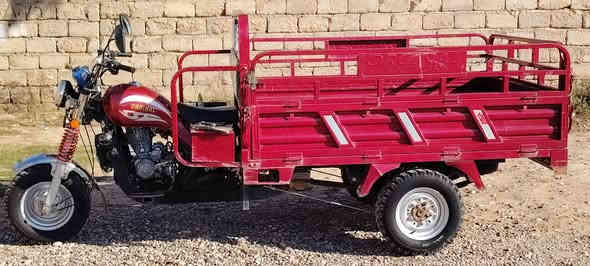 السلام عليكم ستوتة اورجنال الحجم الكبير. موديل 2024
محرك شرط ما مفيلس. سبير بعدة ما نازل
منفيس وبليتة كامل
العنوان القيارة#قرية_الجدعة
للاستفسار ***********
