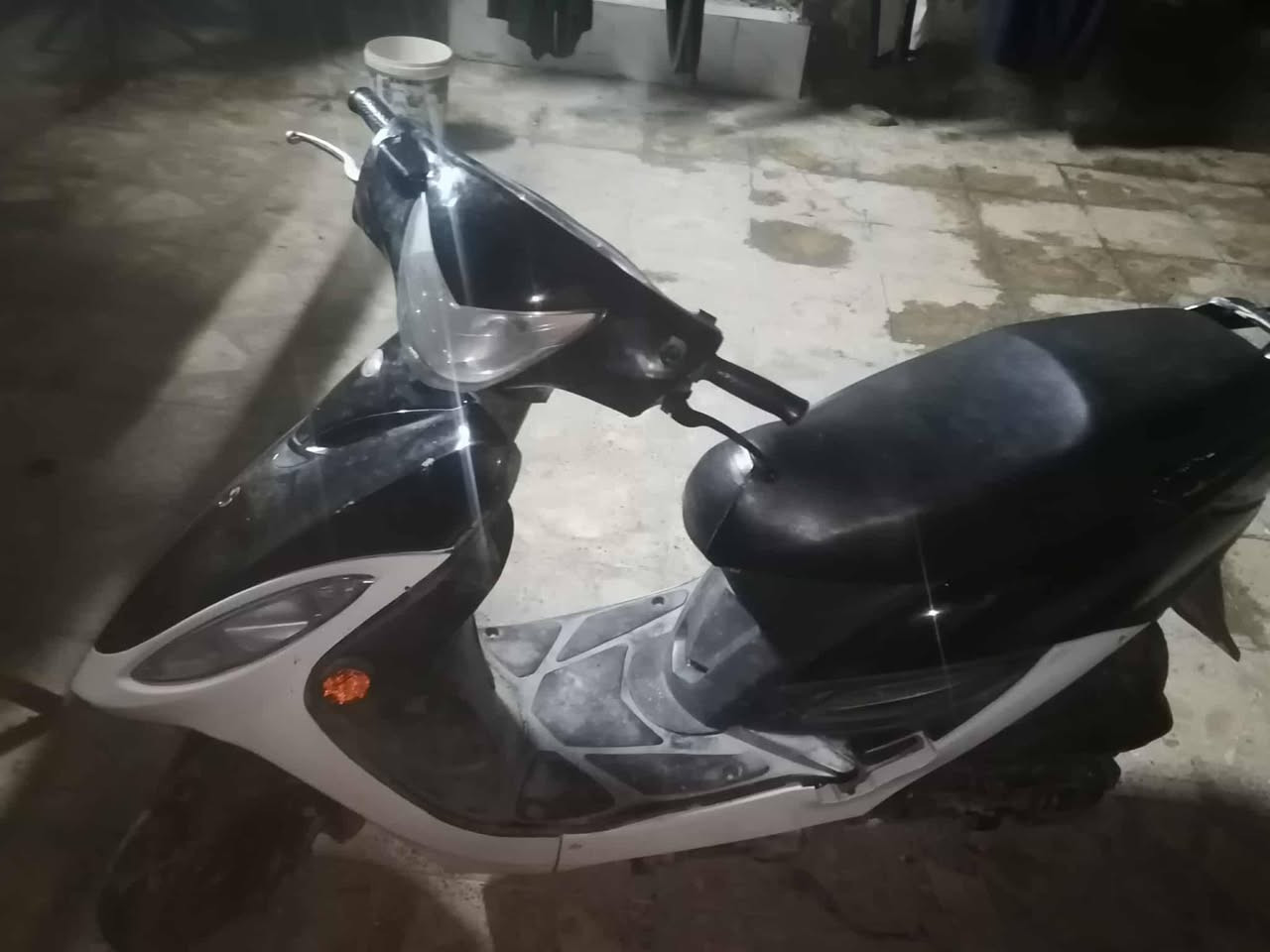 دراجه كامكو لبيع بس مكان صالنصه براغي مسولكات   سعر 400 وبيه مجال شراي بي خير ويدلل


**إذا كنت صاحب هذا الإعلان وتريد حذفه لأي سبب، رجاءا أرسل رسالة إلى الدعم الفني**