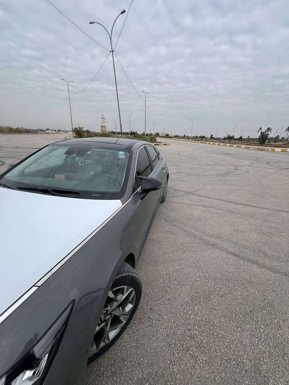 السلام عليكم
سوناتا ٢٠٢١ فول مواصفات 
مكانه حله رقمه بابل (حادث جاملغ وبنيد )
سياره لون سمنتي مميز 
مواصفاته :
بنراما -بصمه -اشاير بل مري -رادار بل مري -رادارات اماميه خلفه -كامره خلفيه -شاشه دجتل -تبريد قطعتين -تدفئه كشنات -كشنات كهوبائيه -5 انظمه قياده -شاشه متغير الوان -شاشه كار بلي -ويل كروم 17-تبريد منفصل -مكينه ٢٥٠٠ gdi) 
سياره جاهزه ع اخر حبه مبيه نقص شرط كير مكينه حداده تبريد كفاله ع وضع شركه
الاستفسار :***********
