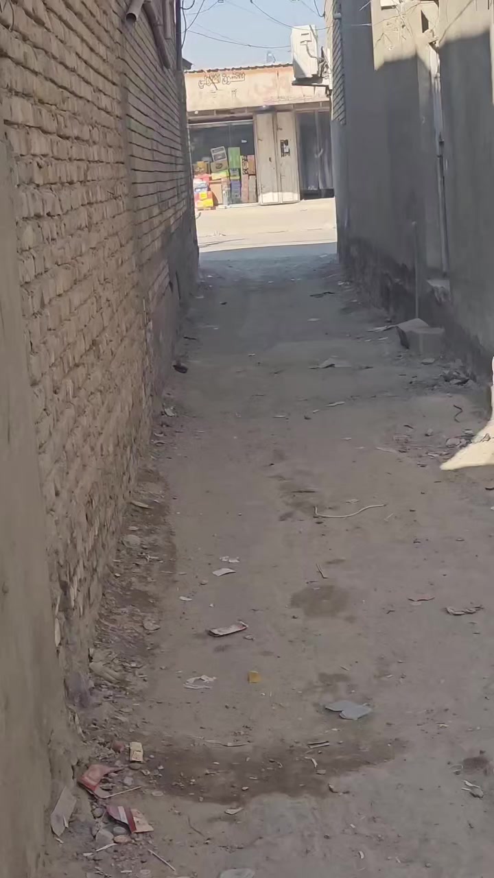 بيت ٧٠ متر بناء جديد
ارضيه رفت سقف صب

كما موضح بالفديو 

راس شهر يكون البيت فارغ 

العنوان الحميديه شارع المصاليخ بضهر ابو فاطمه المضمد 

السعر ٣٣ وقابل لتفاوض

***********

سيد علي
