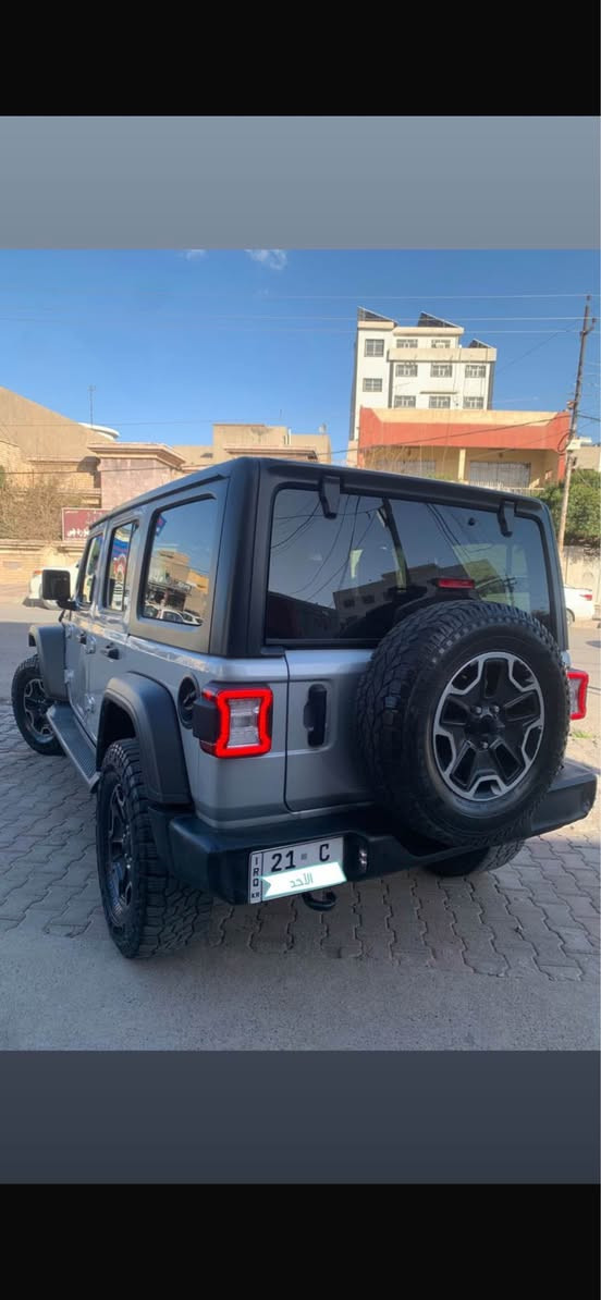 جێب ڕانگەر لیمتید سپۆرت 
مـــــــۆدیل / 2022 
سێ پارچە بیلاد گۆڕاوە 
چواردەوری جامی سبوغە 
بێ ناو گرتن ، ئێڕباگ سوکان 
مەکینە V6 قەپاغ کرایتەوە 
ڕەقەم سلیمانی سەنەوی نوێیە 
ڕۆیشتن / 28 هەزار میل 
مواسفات فوول ، 
نـــرخ ٢٣٥مجال
***********واتسب أربيل, العراق
