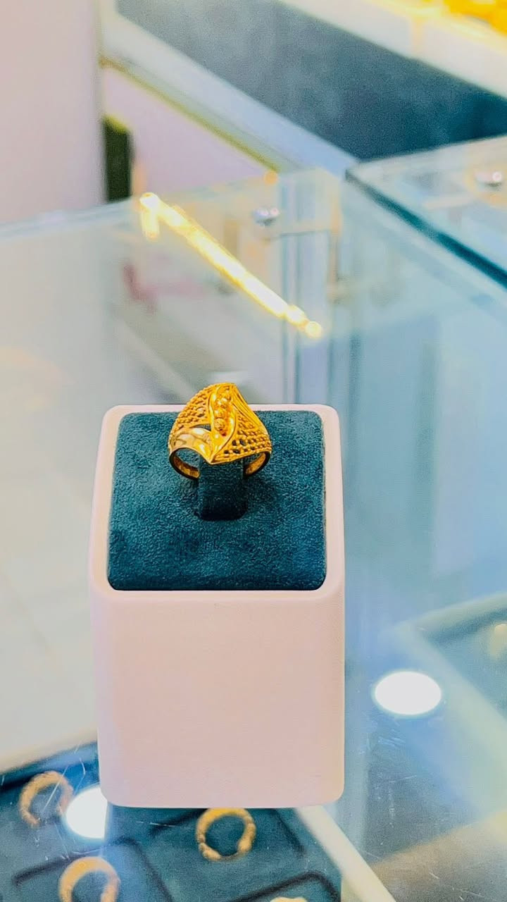 ✨ ذهب مستخدم… فخامة وسعر ما يتفوت! ✨💎
📍زورونا الانبار هيت شارع الجري مقابل شارع الحمام


**إذا كنت صاحب هذا الإعلان وتريد حذفه لأي سبب، رجاءا أرسل رسالة إلى الدعم الفني**