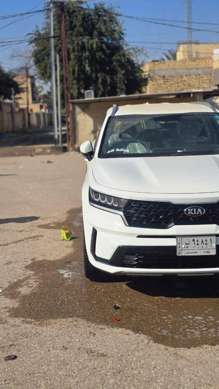 السلام وعليكم  
سورنتو خليجي  2021
 سياره كفاله عامه وضع شركه 
سبير ما نازل سبعه راكب م
رقم بغداد مشروع وطني 

السياره ماشيه 90 الف جديده كلش

مكان سياره العماره مركز 

السعر /// 277

اللاتصال ***********

المواصفات 

بصمه + بصمه ابواب 

تشغيل عن بعد 

6 سلندر 

7 راكب 

شفتات مقود 

جنطه كهرباء 

كشنات كهرباء 

مري شفط 

كامره خلفيه دواره 

حساس امامي وخلفي 

شاشه 

تبريد بيانو  

اوتو هولد

مود رايف

برد خلفيه

3 قطع تبريد 

اشاير بالمري
