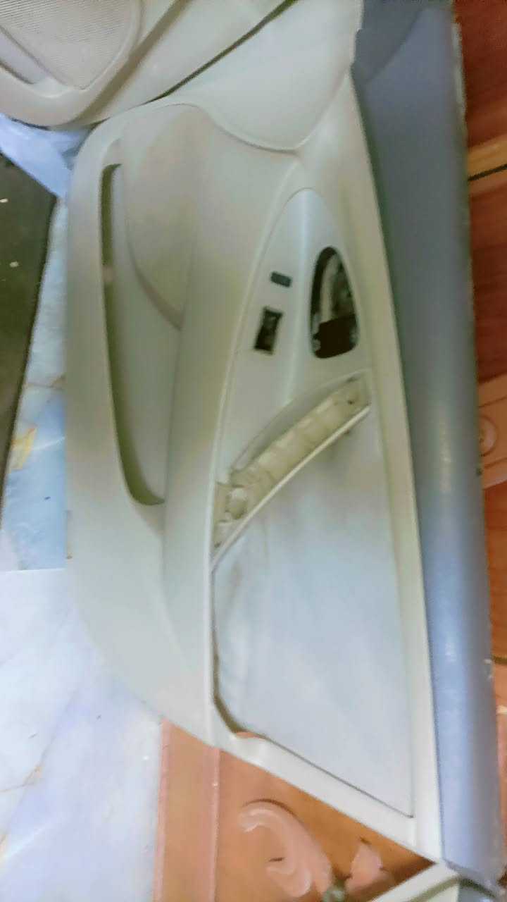 تخم ابطانه ابواب مثل ماواضح بالصور
***********
الفايبر مكسور. السعر 55الف
