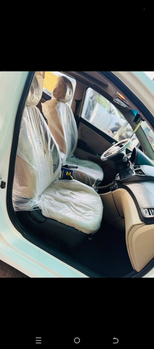 سلام عليكم اكسنت خليجي رقم نكليزي بغداد  باأسمي كامل مواصفات فول صبغ قطعه فقط ***********/ سعر خاص او تصل بالرقم
