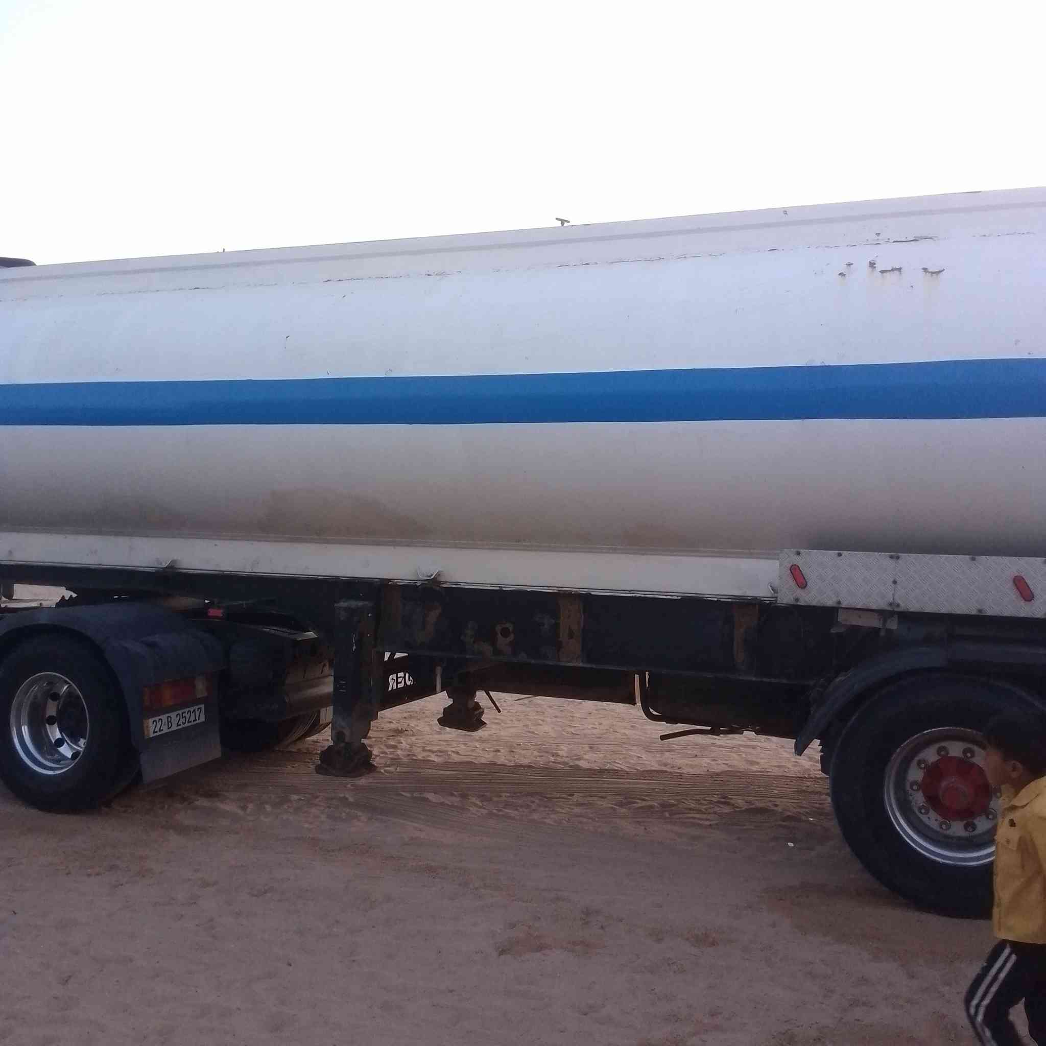 السلام عليكم تانكي تركي للبيع مكان بصره سعر 90.  785 318 9716


**إذا كنت صاحب هذا الإعلان وتريد حذفه لأي سبب، رجاءا أرسل رسالة إلى الدعم الفني**