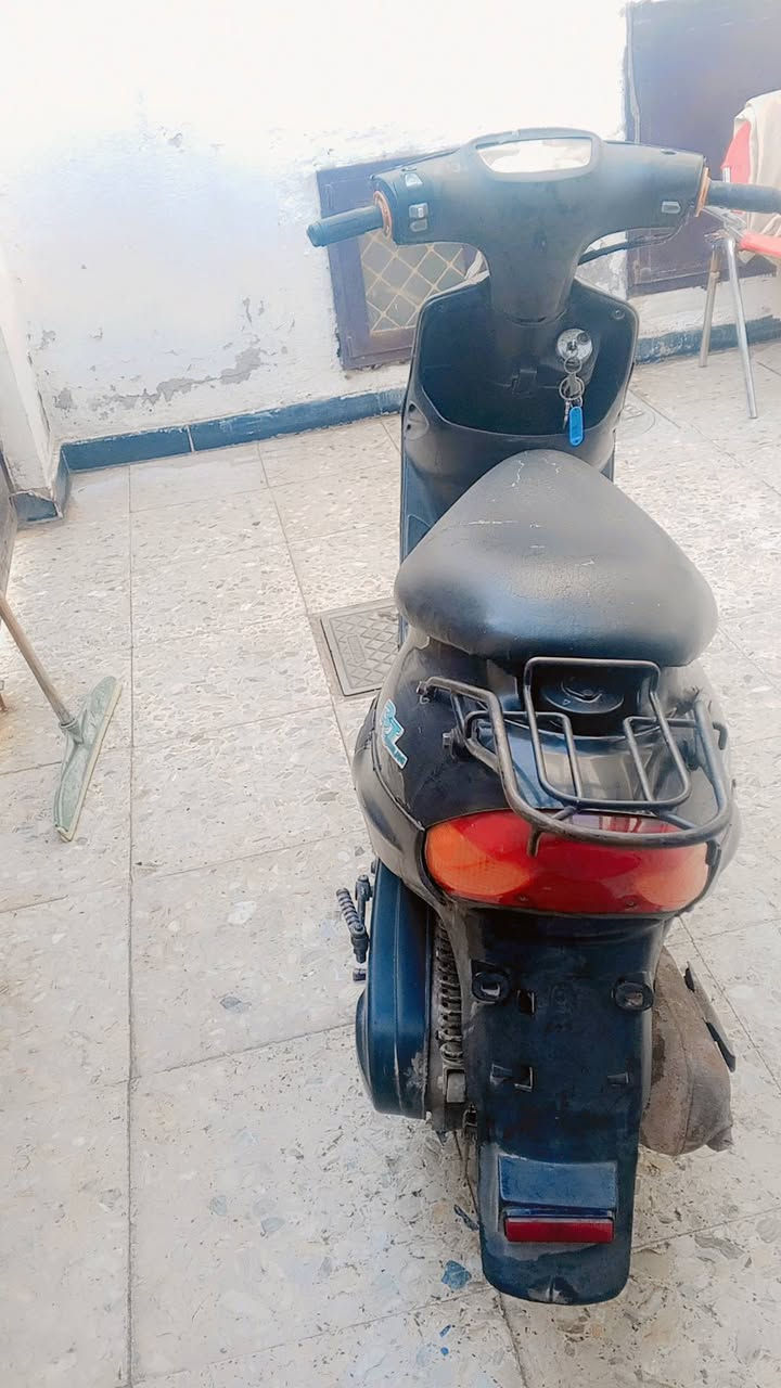 سلام عليكم دراجه 60بيجي للبيع كهربائيات كامله نكره سلف هندر شغال السعر 250بيها مجال مكان بغداد الدوره ***********
