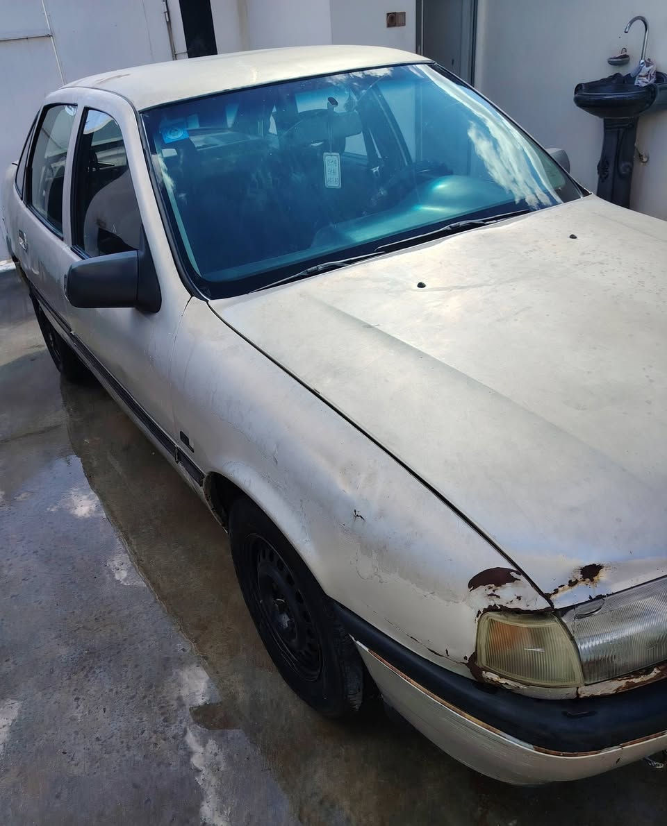 ا
اوبل فكترا للبيع حجم 18 
موديل 91 
سنوية لل 28 مشروع وطني 
سعر 30 ورقة مكان دوز 
للاتصال ***********
