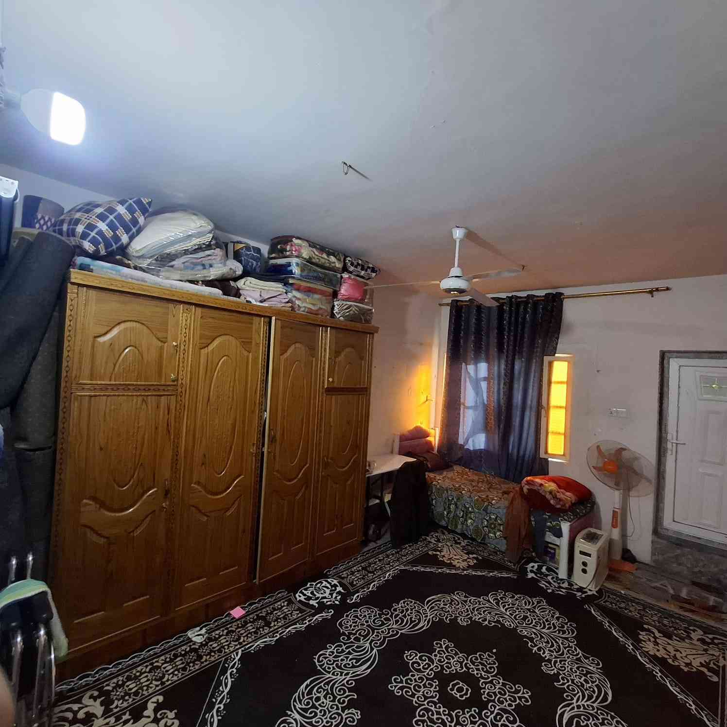 دار للبيع في حي اور تقاطع علاوي الاسمر، استقبال و صالة و مطبخ و ٣ غرف نوم ثنين سويت و خدمات داخليه و خارجية المساحة ٨٠ متر
للاستفسار الاتصال على الرقم ***********
