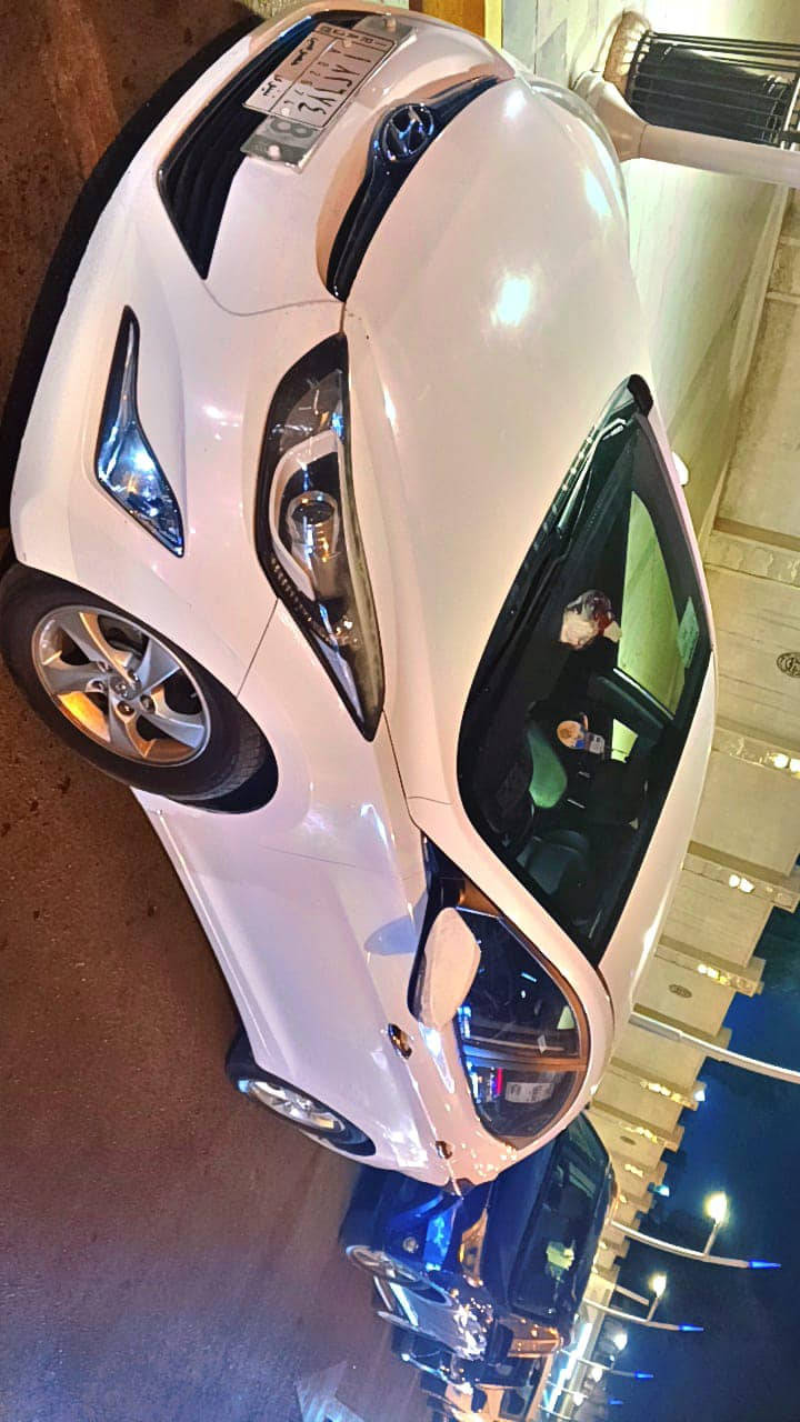 افانتي 2016 محرك 16
كوري by كوري 
 اللون ابيض كلين بدون صبغ فقط تعديل بارد بسيط 
ماشية 110 الف فقط كيلو مو ميل 
المواصفات
كشنات جلد اسود 
ويل كب اصلي 

مانع انزلاق 
نظامين ايكو وعادي
+تبريد لمس+شاشة تبريد
حساسات امامي وخلفي 
محرك شرط كير شرط البانزين العادي
السعر 125 وبيها مجال بسيط للشراي
السياره بالموصل تحويل مباشر بإسمنا السياره
*********** / ***********
