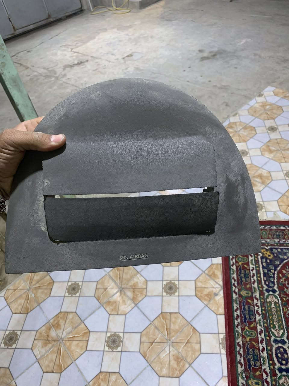 سلام عليكم من رخصة الادمن المحترم غراض نيسان سني حديث للبيع كلهن جدد وانضاف بس كاتلهن التراب قيم بل يرضي الله واخذهن غراض كلهن اصلية العنوان البصرة الزبير رقم الهاتف ***********
