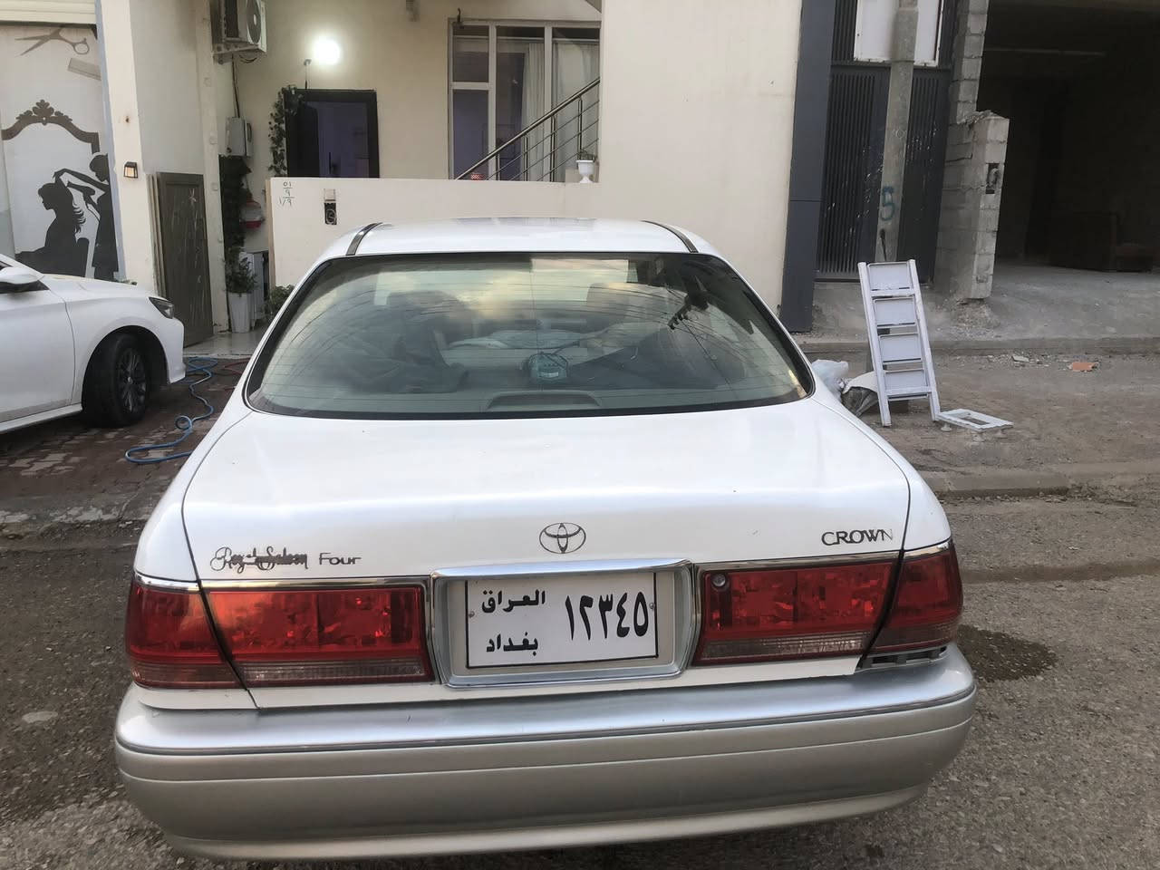 مەلیکەی موسی  ١ دوگمە ی ئۆتۆماتیک
پاکو جوان  
گێڕو مەکینە بێ عەیب 
تەبریتی ساردو گەرم 
چوار ویلی جوان
بێ تەقەو  ڕەقە  
لە سلێمانی 
نرخی ٤٥ $ و معامەلەیەکی کەم 
***********
