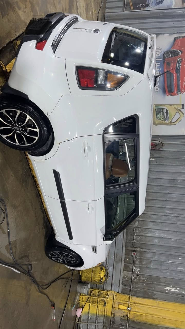 السلام عليكم كيا صول 2011 وارد امريكي حادثهاجاملغ جهة السائق ونفسه مصلح مكينة 2000 دوش سعرها 95 مكانها المعلمين ***********
