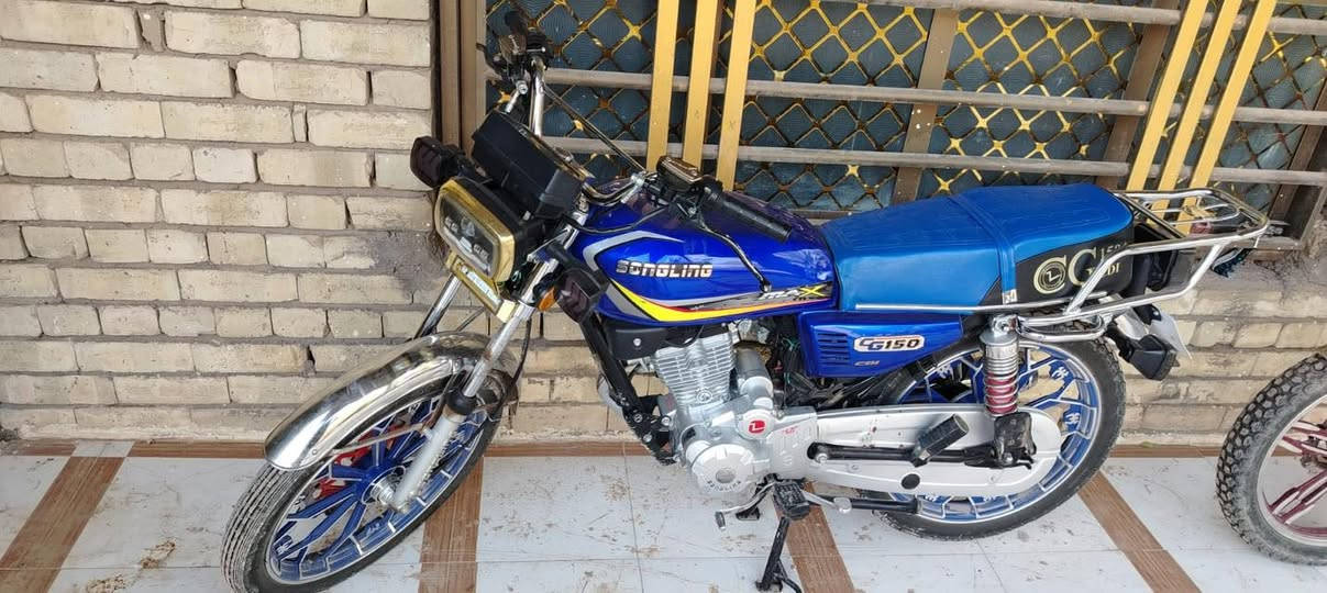 سفانه موديل 24جديده السعر 900وبيها مجال  الرقم ***********
