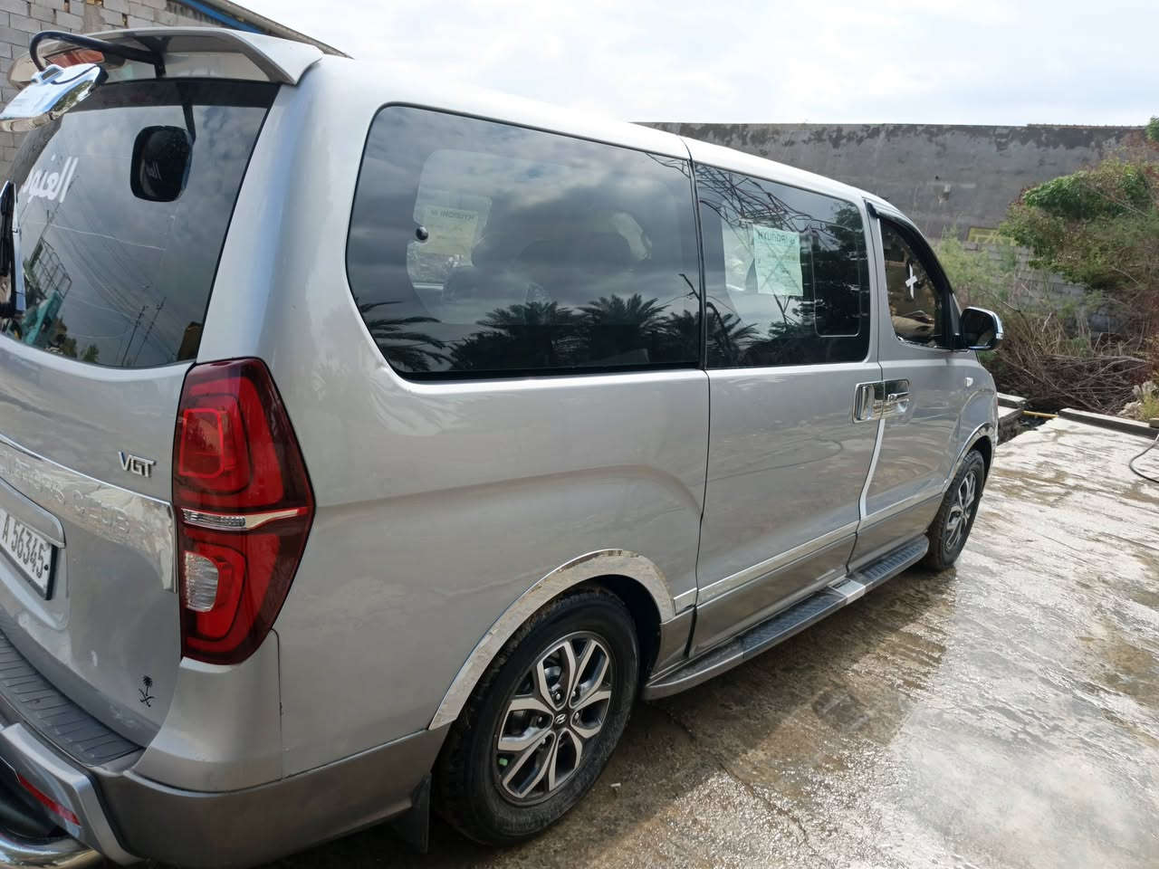 السلام عليكم 14 مجول بلاد مكينه مال كصه توه شادها رقمها بصره راعيها يمي كفاله عامه بس بارد جاملق خلفي شويه وبيها شخص موضح بلصوره دوشمه لدات امرايات تخم تاير نكسن ربع ماتذب عليهاسعر 220 قفل رقم ***********
